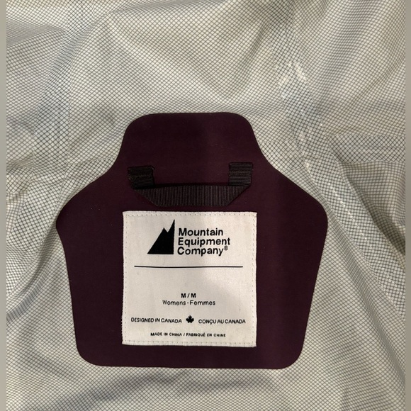 MEC Hydrofoil Stretch Rain Jacket - Women's Size Medium (Purple) - Picture 5 of 5